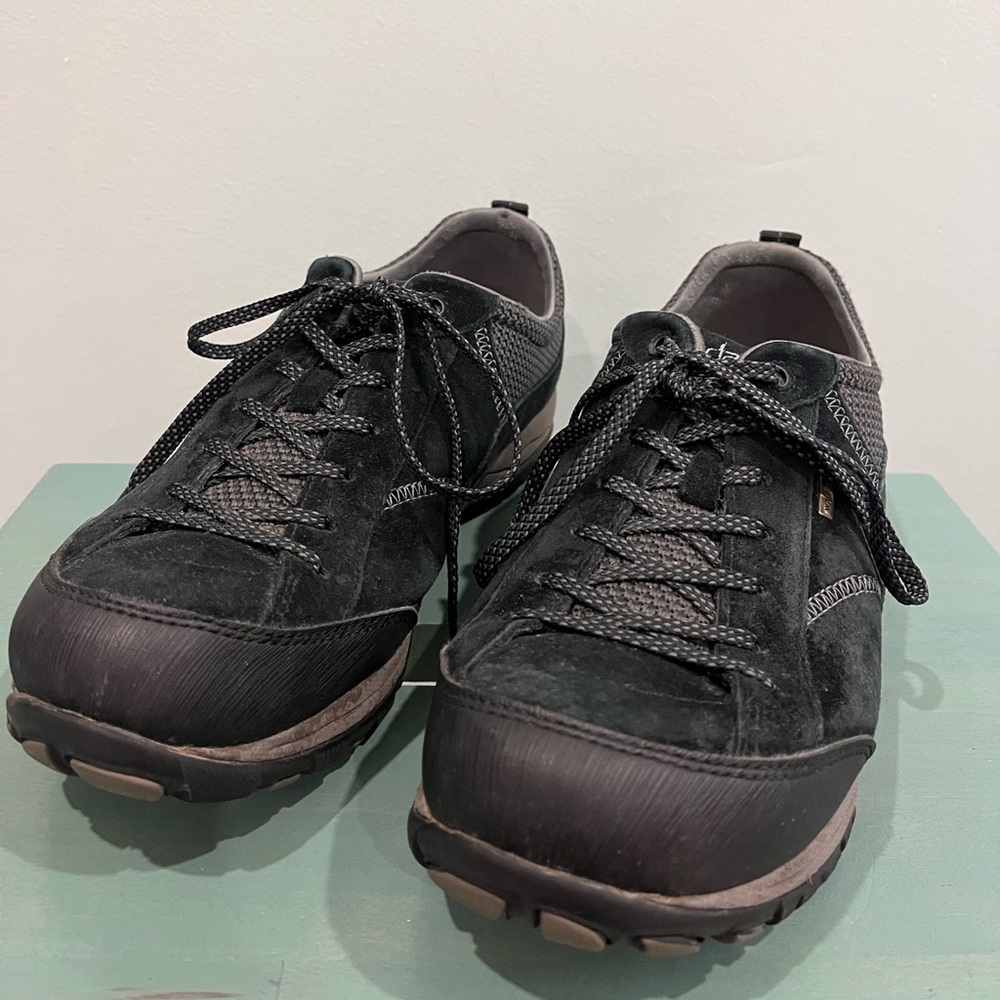Dansko Paisley Black Suede Leather Walking Shoes Womens 41 wide (US 10.5) - Picture 2 of 11